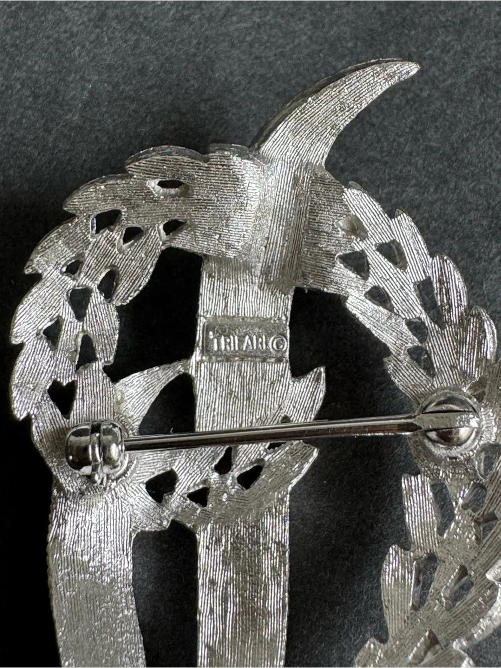 Vintage Trifari Brooch Brushed Silver Pin Wheat Leaf Crest Grandma Jewelry Retro
